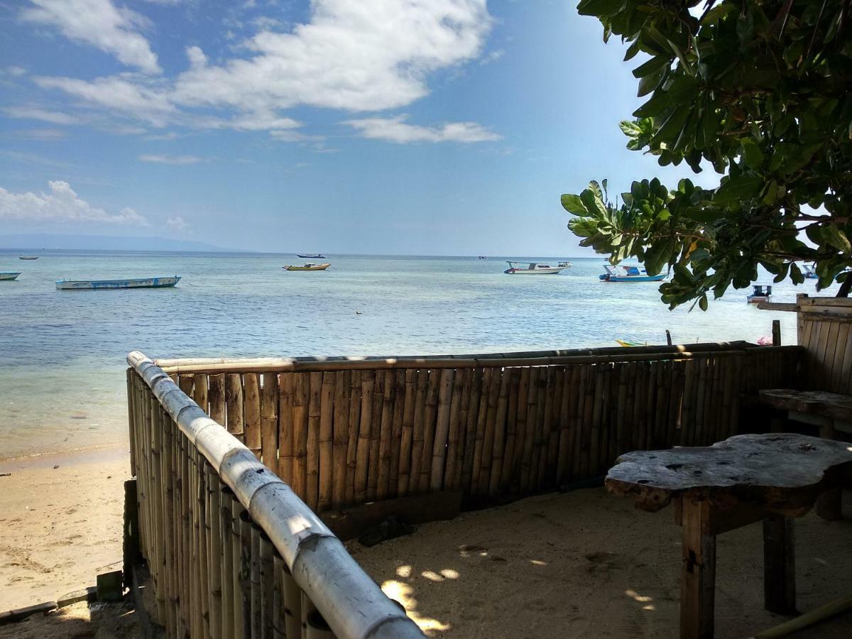 Sunset Guest House & Bar Bunaken Eksteriør billede